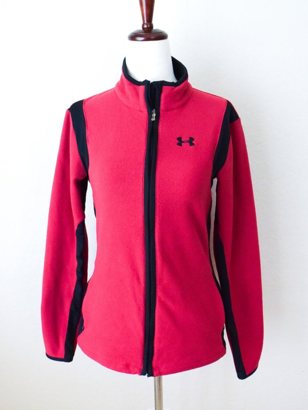 *Under Armour* Coldgear Red & Black Fleece Zip-Up Jacket - Women's SMALL